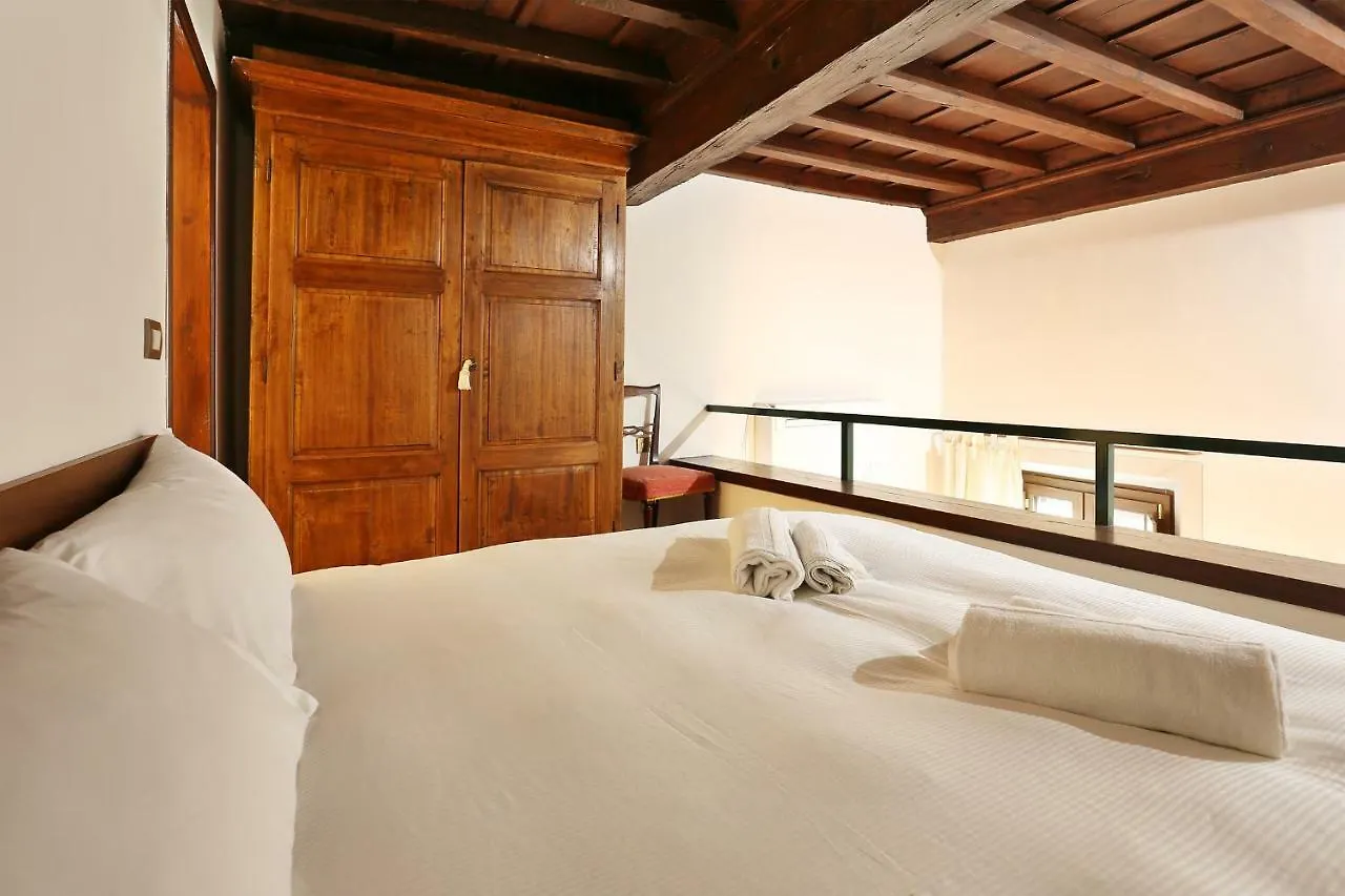 L'Antico Giglio - Sweet Dreams In Floransa